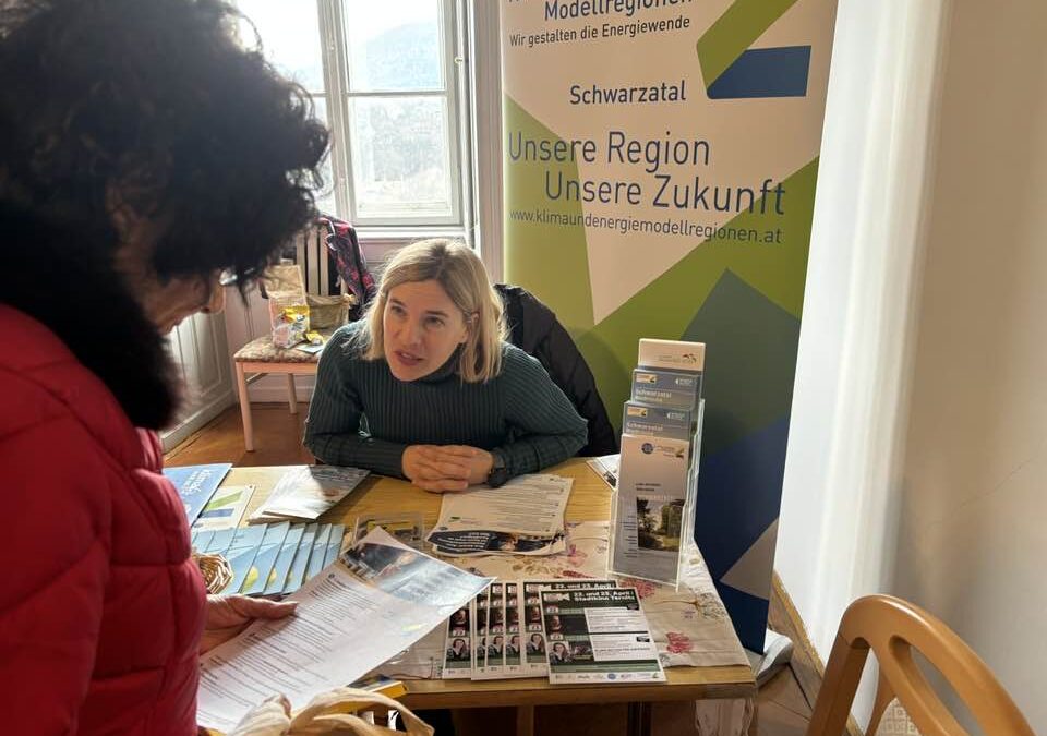 KEM Schwarzatal bei Frauen am Zug im Schloss Gloggnitz